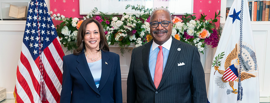 Mayor Keith A. James meets with Vice President Kamala Harris at One Observatory Circle