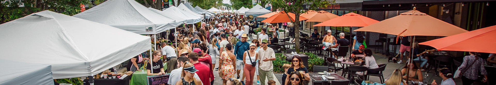 Busy market scene at the West Palm Beach GreenMarket